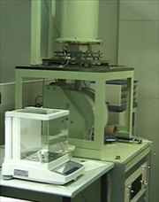 核の材質検査方法及び装置